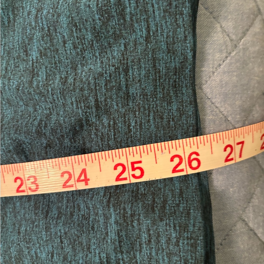 Lululemon shirt - Picture 3 of 5